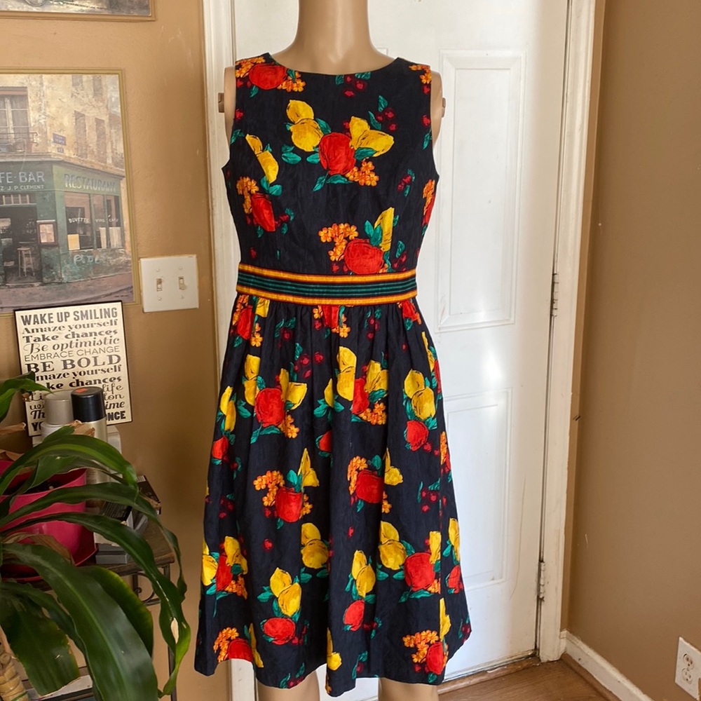 Eva Mendes fruit dress